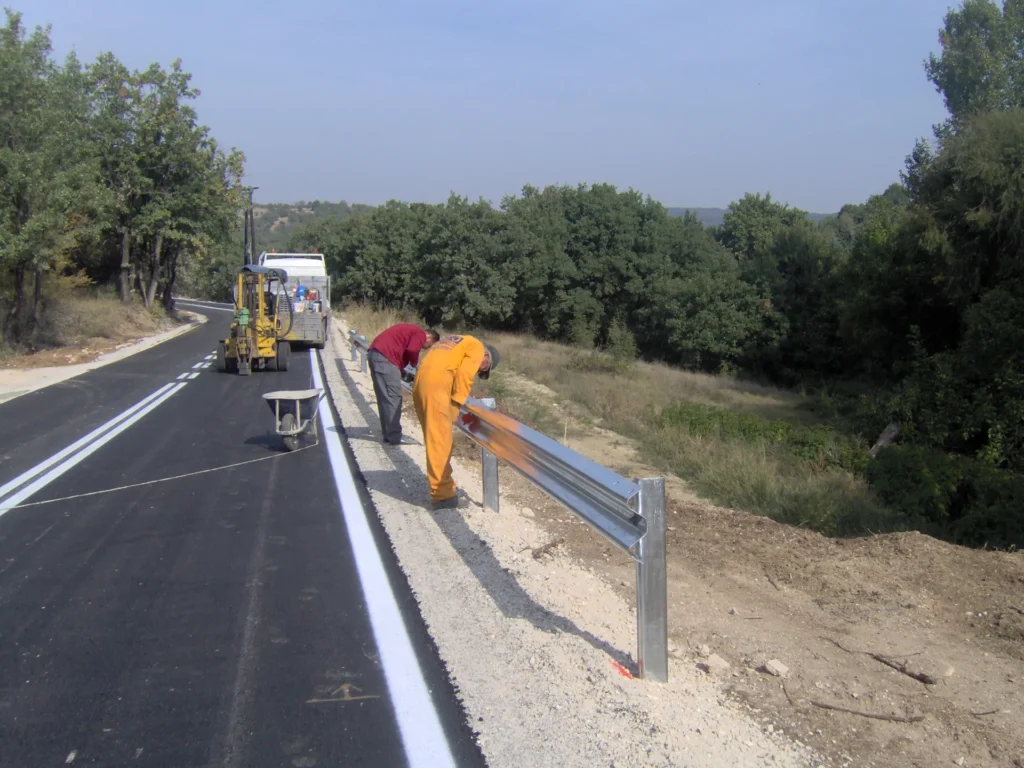 Υπηρεσίες
